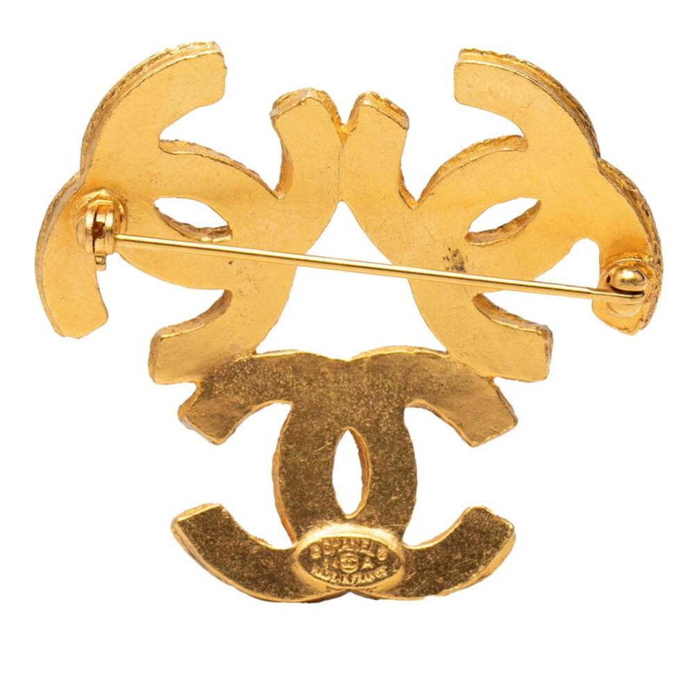 CHANEL Gold Logo Brooch - Picture 2 of 5